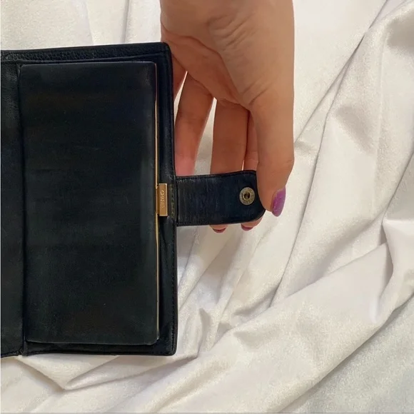 Chanel Black Leather Clutch with Chain Strap - Picture 5 of 11